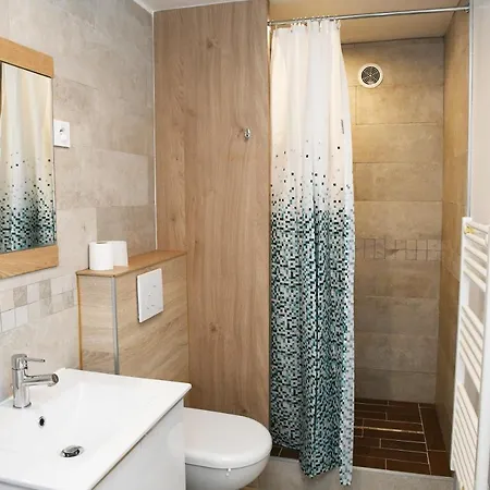 F2 Rigaud Apartment